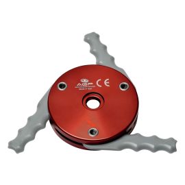 Disco Dominator 3 Lama In TecnopolimeroDisco in alluminio anodizzato, lama in tecnopolimero ad altissima resistenza all'abrasione, taglio multiplo. Utilizzabile con qualsiasi decespugliatore